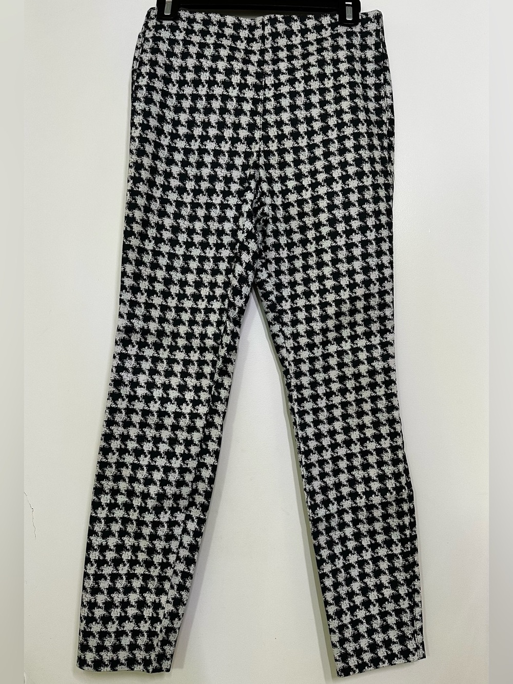H&M Black and White Houndstooth Leggings